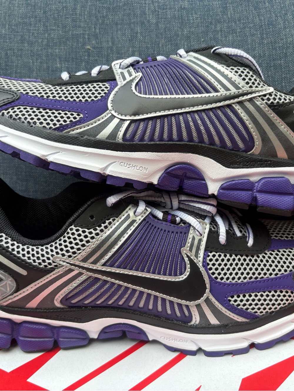 Nike Vermero 5s. Unisex style and colors. #running #vermero M 10, W 11.5